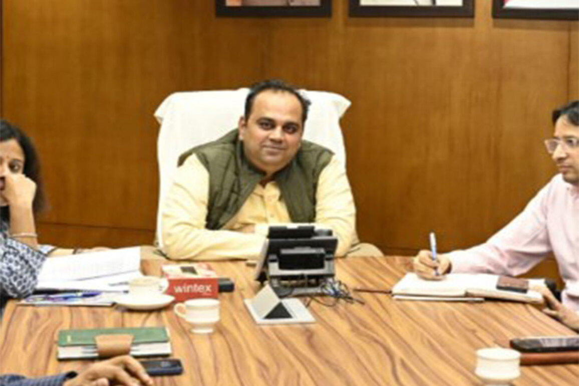 Delhi govt holds stakeholder consultation on Draft EV Policy 2026 under chairmanship of Transport Minister Pankaj Kumar Singh