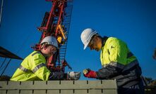  Inspecting core at the Earl Grey lithium deposit near Southern Cross in WA