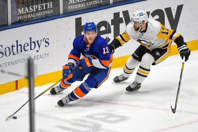 Penguins carry on without Sidney Crosby vs. Flyers