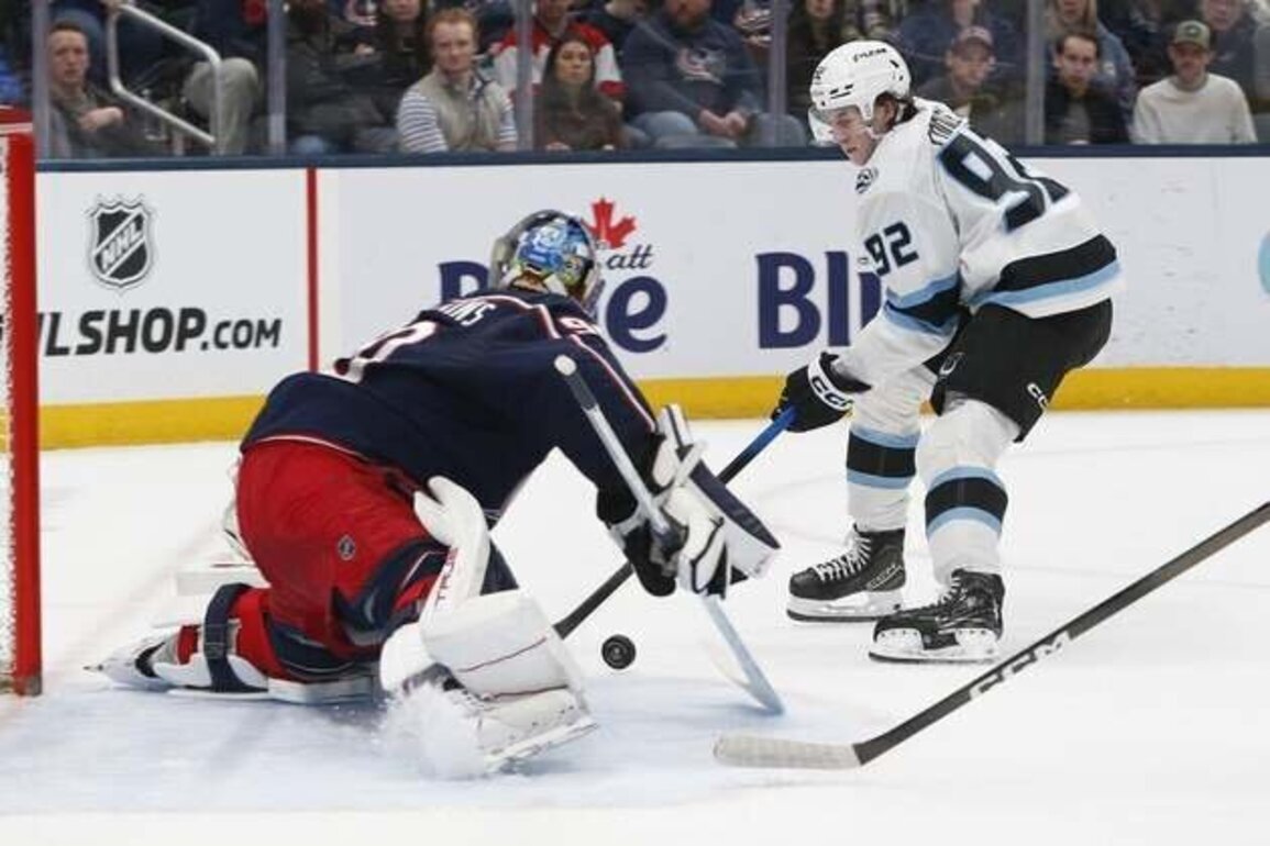 Logan Cooley buries OT winner to power Mammoth past Jackets