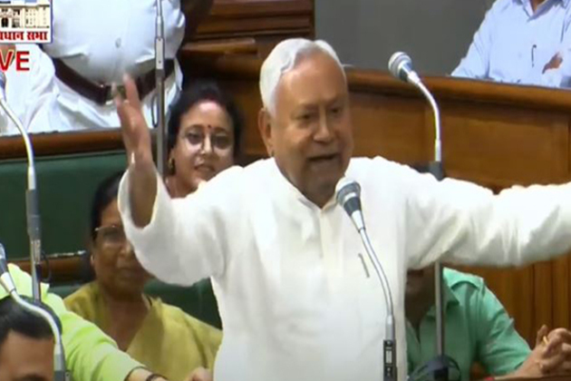 "You're just a kid, what do you know?": Bihar CM Nitish Kumar responds to Tejashwi's remark