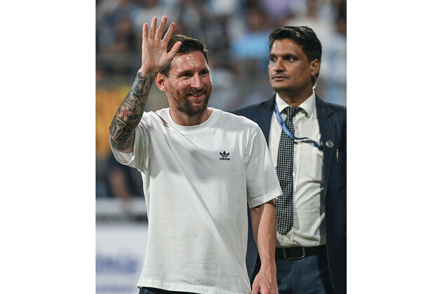Messi arrives in Jamnagar, Anant Ambani to host Argentine star at Vantara
