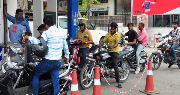 Centre cuts diesel export levy to Rs 1/litre, Special Additional Excise Duty to Rs 19/litre