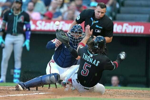 Angels, Travis d'Arnaud walk off Diamondbacks