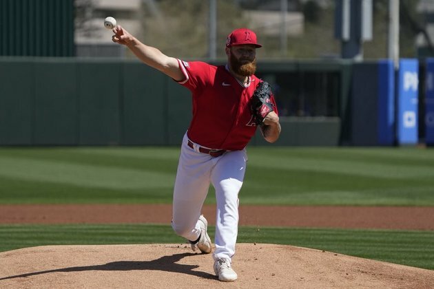 Reports: Angels to call up No. 5 prospect RHP Sam Bachman