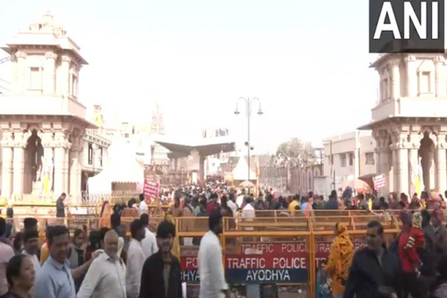 UP: Large numbers of devotees flock to Ayodhya for Ram Lalla Darshan after Mahakumbh