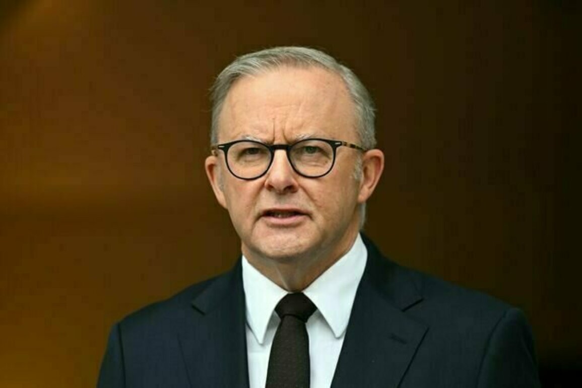 Anthony Albanese gains in Newspoll, but the race remains neck-and-neck