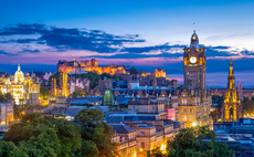  Edinburgh partners with Signify to bring solar hybrid lighting to city's parks 
