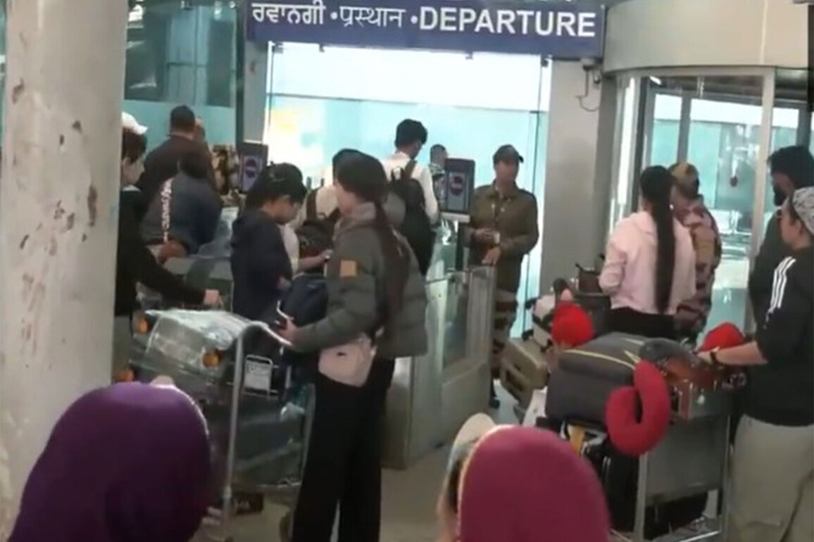Amritsar Airport experiences flight disruptions, cancellations due to escalating situation in Middle East