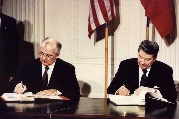Demise of US-Russian Nuclear Treaty Triggers Warnings