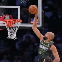 Stars sit out as Wolves earn split of pair against Warriors