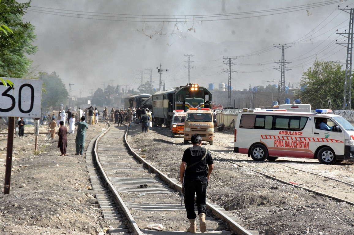PAKISTAN-QUETTA-TRAIN SHUTTLE-BLAST-CASUALTIES