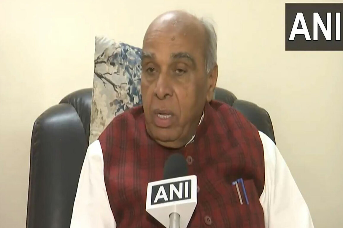 "Part of a well-thought-out strategy": Jagdambika Pal criticises 'black-band' protests over Waqf Bill