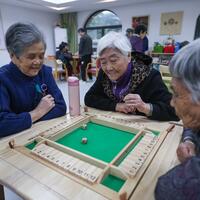 Senior-friendly toys fuel growth of China's silver economy