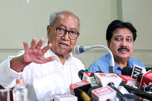 "Can we entrust country's elections to hackers?": Digvijaya Singh raises doubts over EVMs
