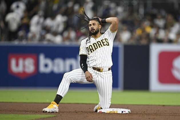 Frustrating season for Padres' Fernando Tatis Jr. continues as A's await