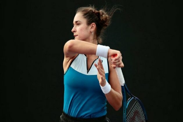 Caroline Dolehide scripts comeback victory against Martina Trevisan to reach Guadalajara SFs