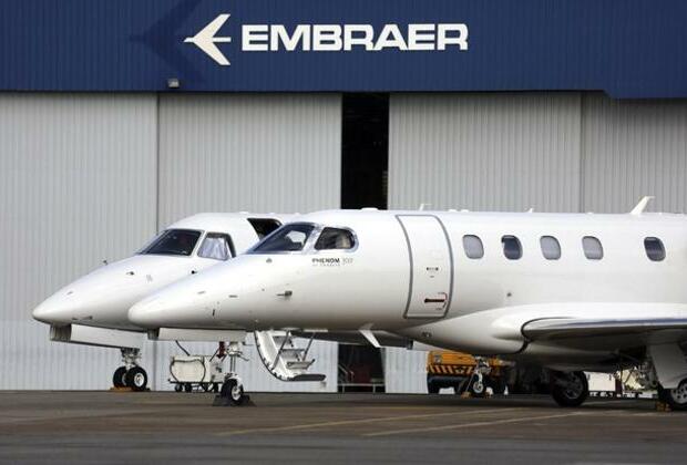 Embraer inks record Flexjet order, boosting shares