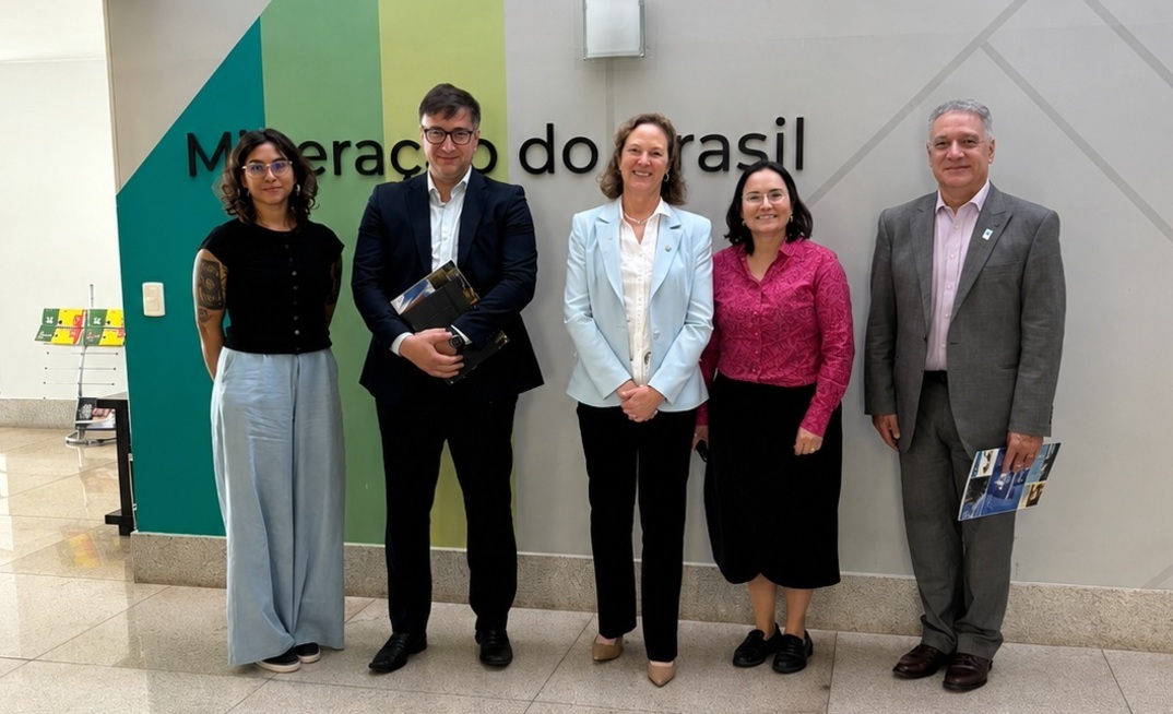 Comitiva autraliana se reuniu com comando do Ibram
