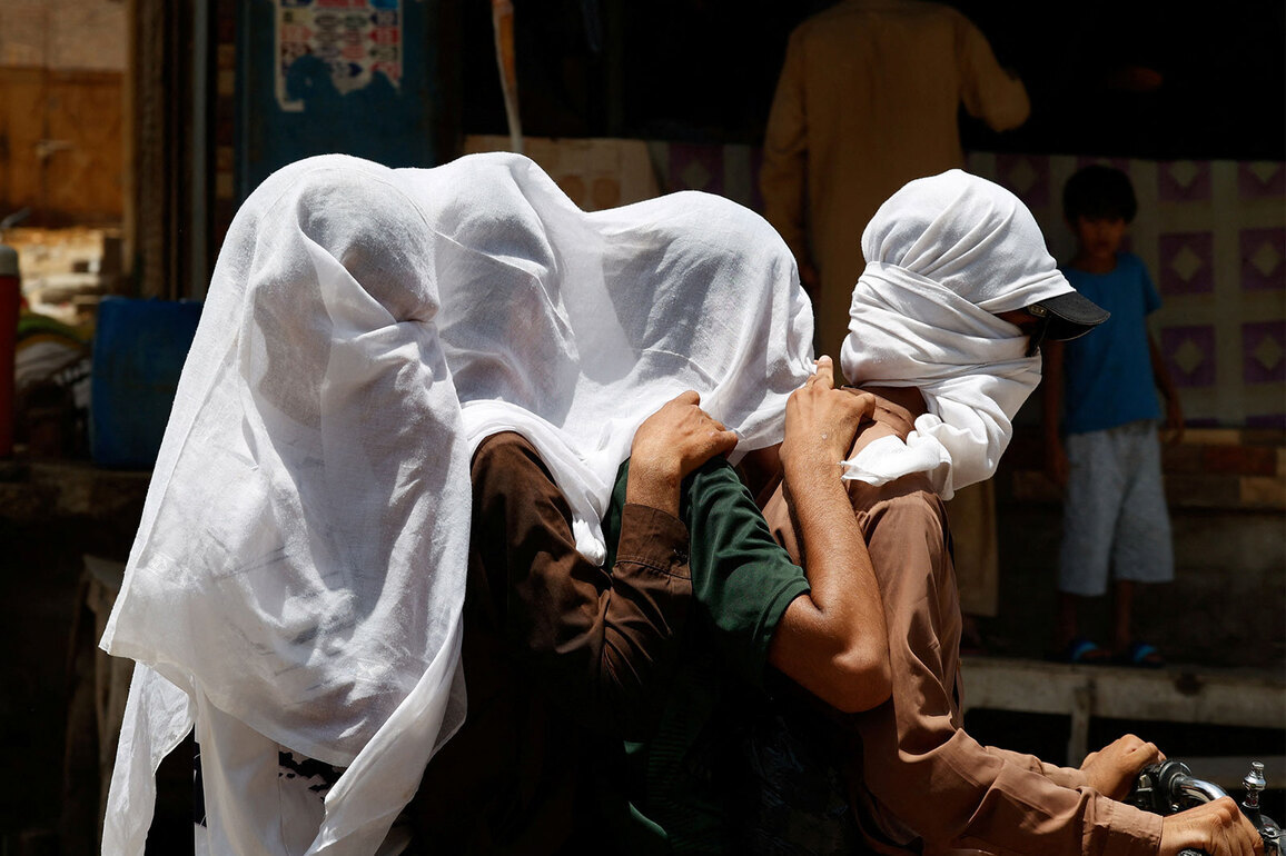 Karachi simmers in 46C heat as utility collapse and systemic apathy leave residents parched