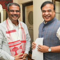 Union Minister Pradhan, Assam CM Sarma discuss steps to boost education in Assam