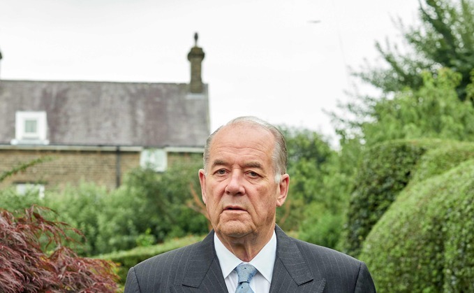 Tributes paid to Campaign for Wool chair Peter Ackroyd