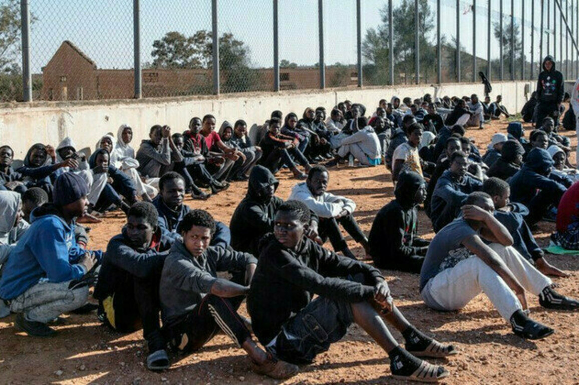 Mass graves discovered in Libya
