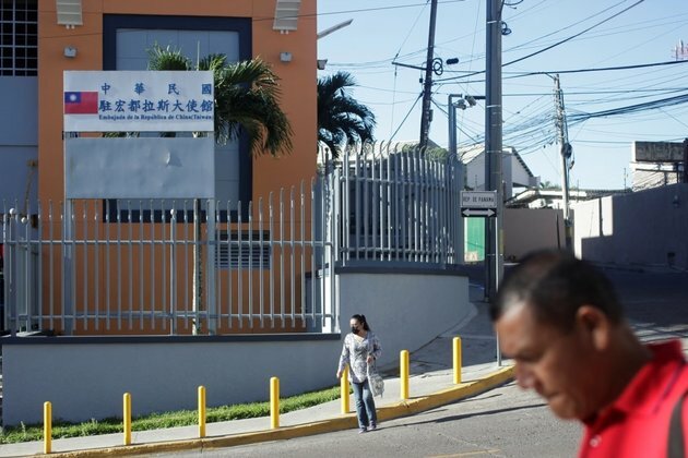 Taiwan Told to &#039;Pack Up And Leave&#039; Honduras After Ties Severed
