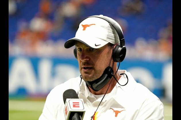 Bears add ex-Texas coach Tom Herman to staff