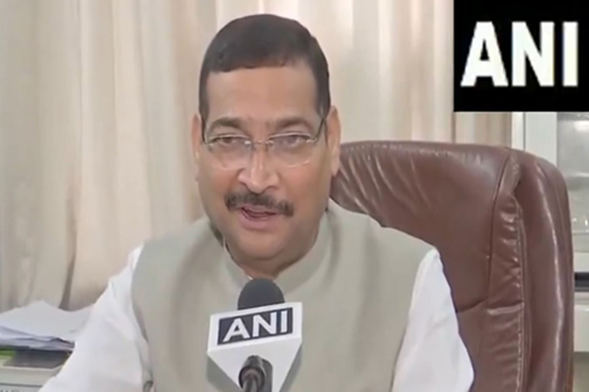 "Shows mentality of Congress": BJP's Deepak Prakash after Tariq Anwar carried on shoulders during Bihar flood visit