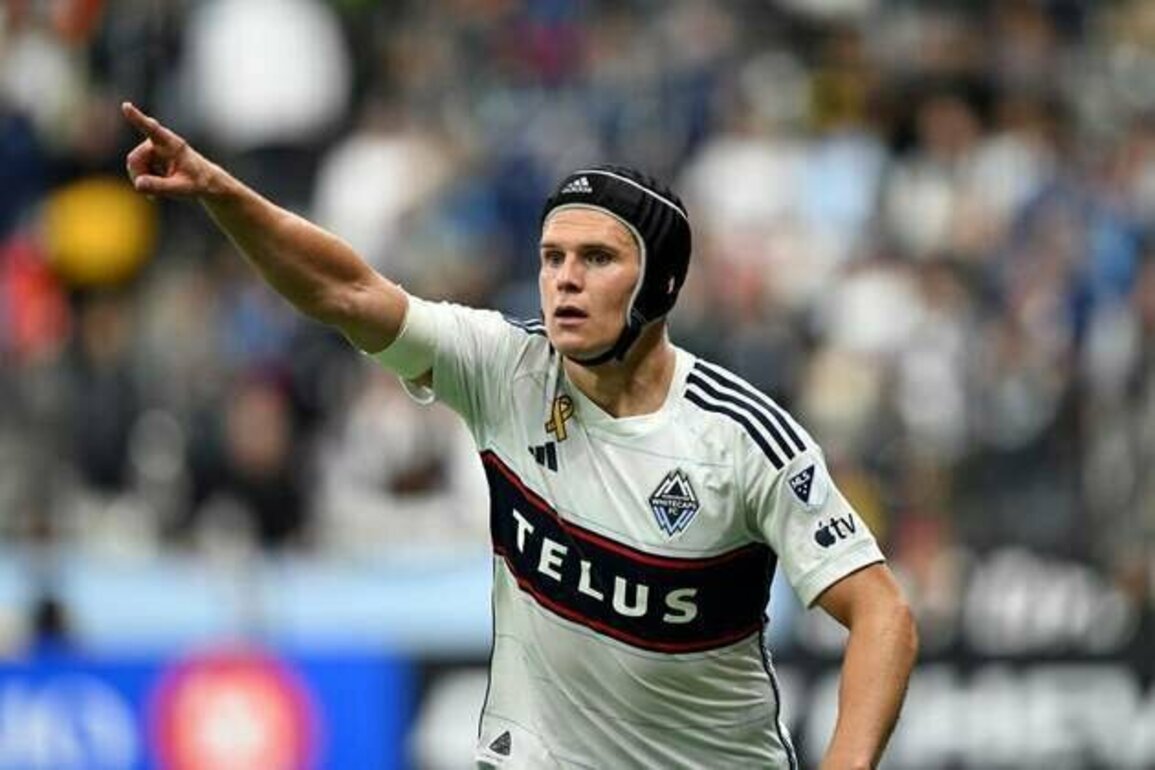 Whitecaps add D Joedrick Pupe, D Sebastian Schonlau