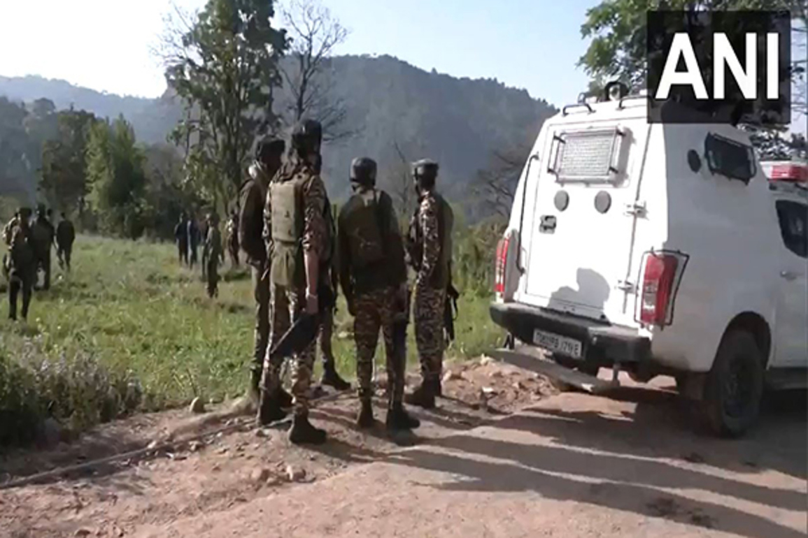 J-K: Security forces intensify search, cordon operation after encounter in Kathua