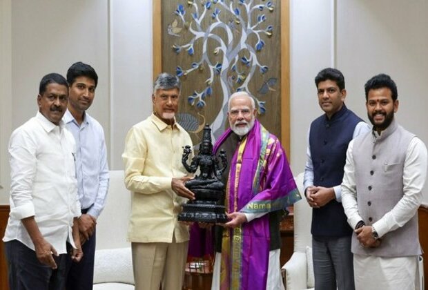 Andhra Pradesh CM meets PM Modi in Delhi; discusses critical developmental projects for the state