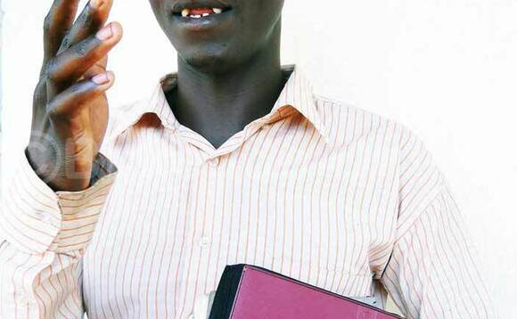Walukeita atenda Mukama bwe yamunnyulula mu nnyanja nga Yonah. Walukeita atenda Mukama bwe yamunnyulula mu nnyanja nga Yonah.