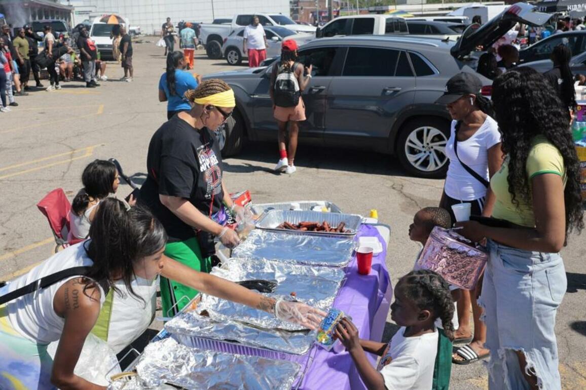 Here's how to help, and find help, after St. Louis tornadoes
