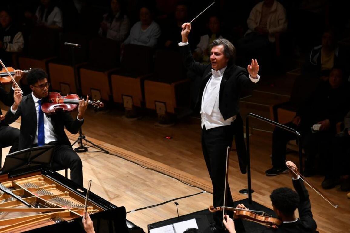 Brazilian youth orchestra strikes new chord in China-Brazil cultural exchange