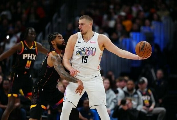 Nikola Jokic logs NBA's first 30-20-20 game as Nuggets win in OT