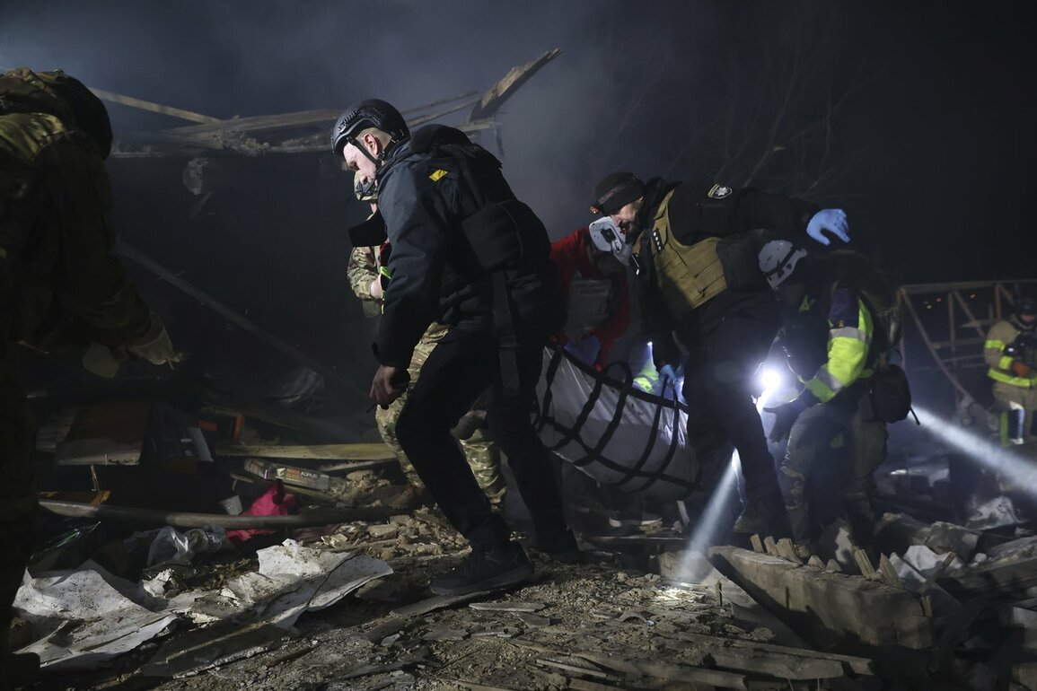 3 people killed in Russian attacks on Ukraines Zaporizhzhia despite limited truce