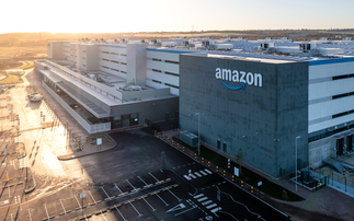 An Amazon warehouse in Wales with rooftop solar | Credit: iStock