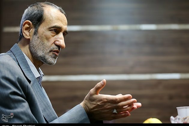 Ex-Envoy Urges Diversification of Iran Oil Customers