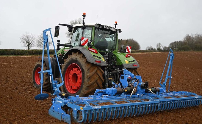 First Drive: Fendt 728 Gen7. More power with the same performance?