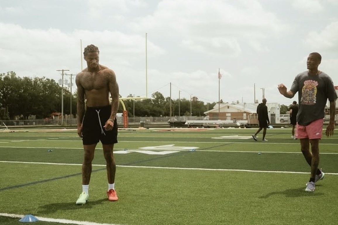 Alabama star Ryan Williams training with Heisman winner DeVonta Smith in Tampa