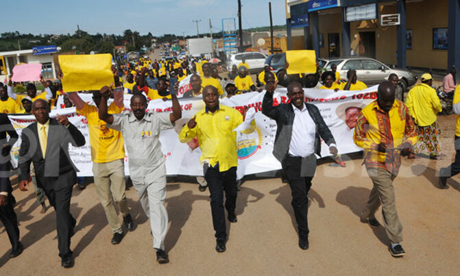 Kiruhura residents blast age limit haters Kiruhura residents blast age limit haters