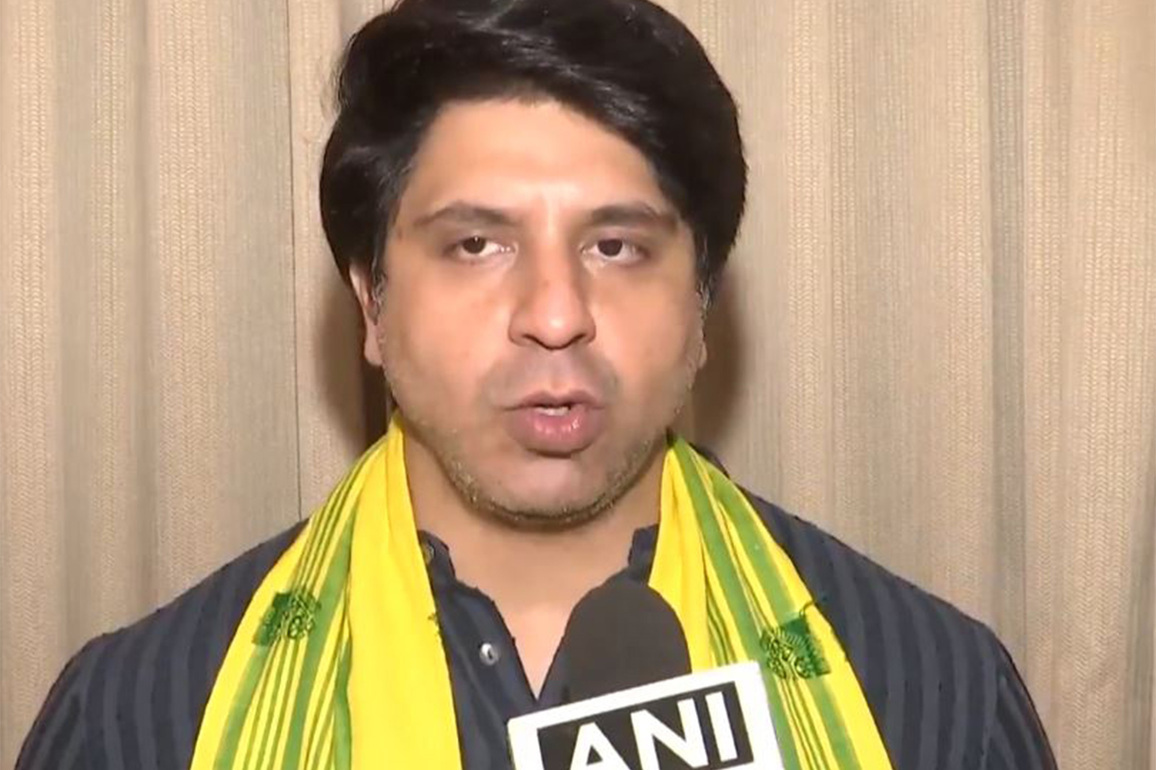 "Congress all about 'samvidhan ka apman' and 'nafrat ke bhaijaan": BJP's Shehzad Poonawalla slams Kharge's remarks on PM