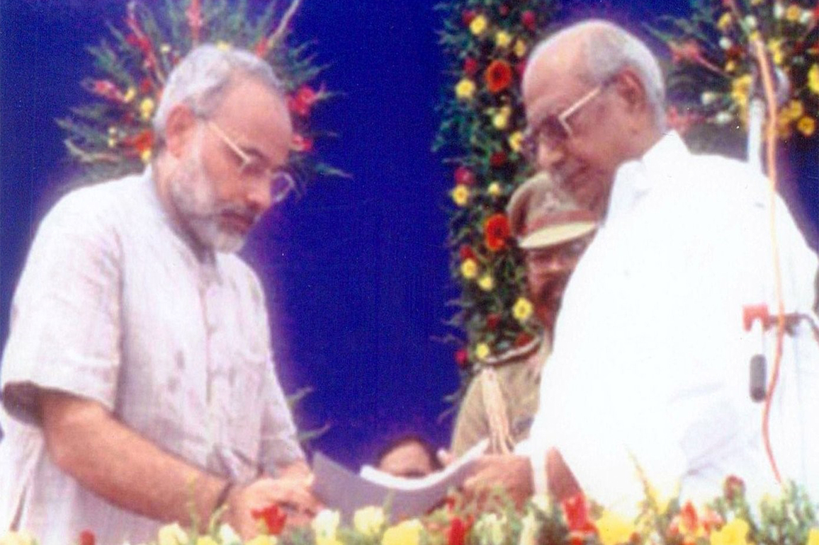 PM Modi expresses gratitude to people as he enters 25th year of public service; vows to improve lives, contribute to nation's progress