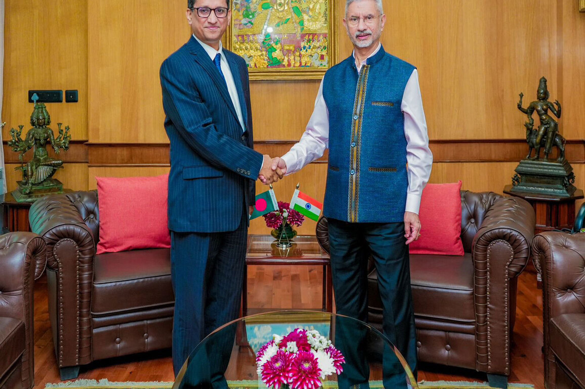 EAM Jaishankar meets Bangladesh High Commissioner, Kazakh Ambassador to discuss boosting bilateral ties