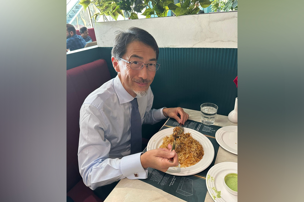 Japanese Envoy relishes Biryani in Telangana, calls it 'truly addictive'