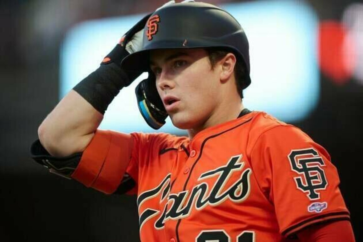Rookies look to make presence felt in Nationals-Giants clash