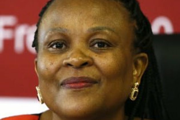 Crowdfunding for Mkhwebane&#039;s legal fees passes R100 000 mark