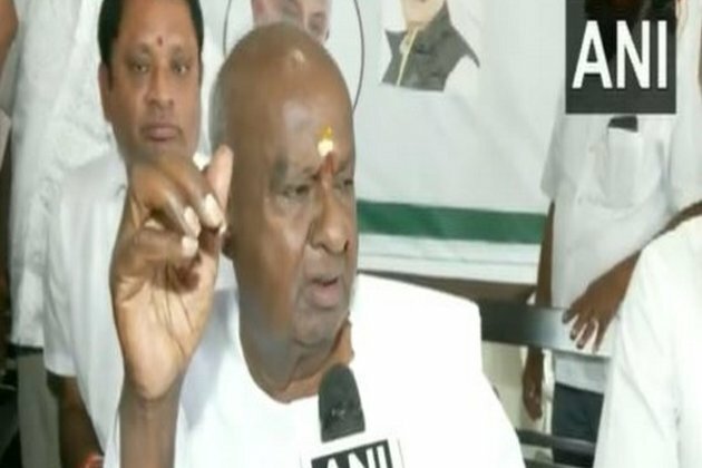 Railway Minister working tirelessly after Odisha train accident, says former PM Devegowda